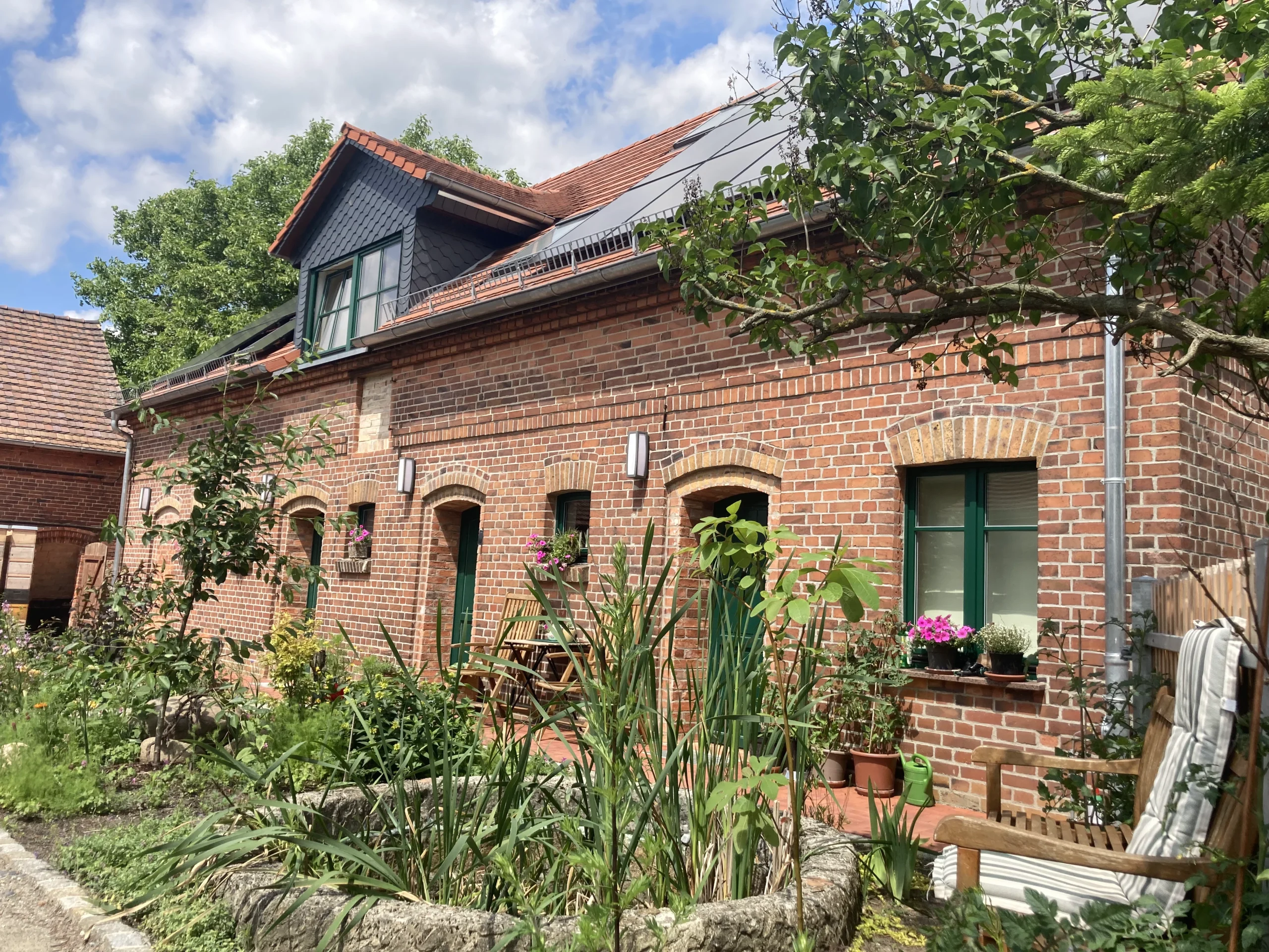 Ansicht vom Hof der Ferienwohnung bei der Imkerei Grune in Größ Döbbern